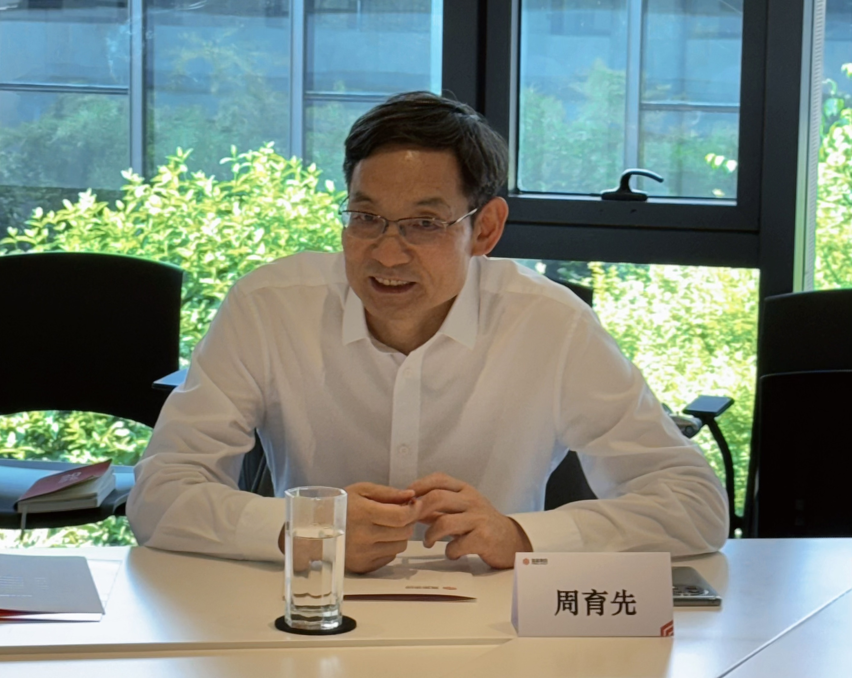 中国水泥协会会长周育先一行到访盘固水泥集团